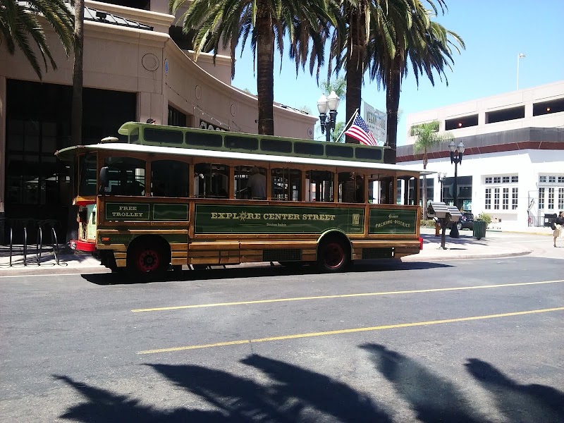 Center Street Promenade, Anaheim