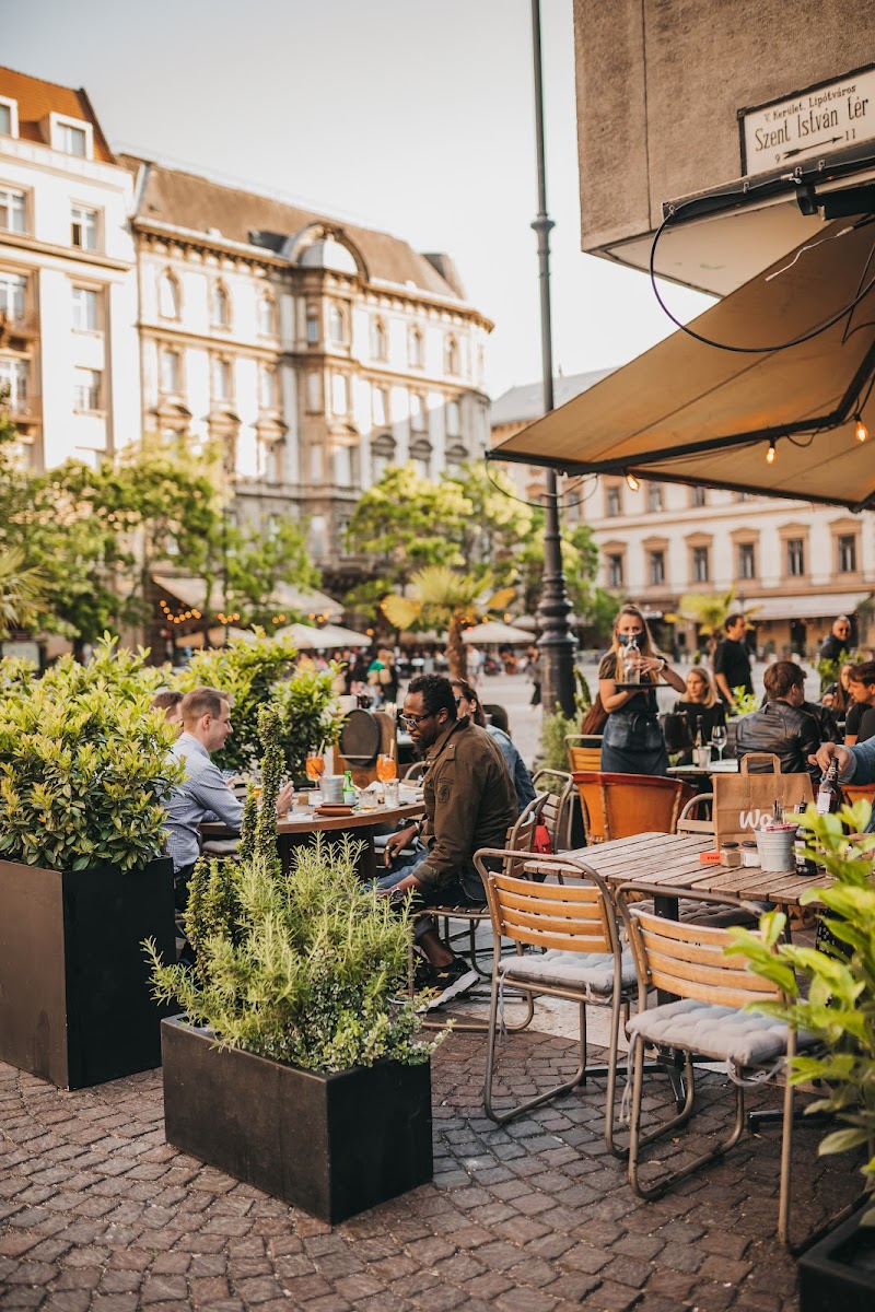 BESTIA, Budapest