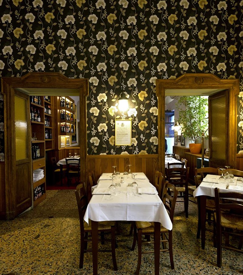 Dongiò, Milan