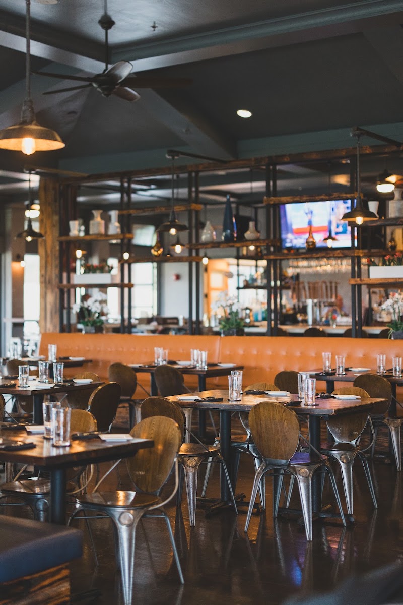 Taverna, Maui