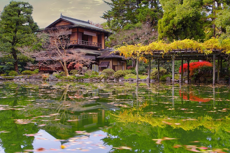 Kyoto Gyoen National Garden, Kyoto