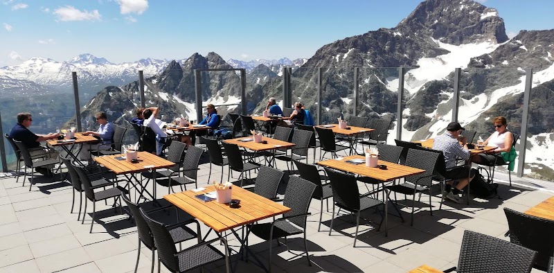 Restaurant Piz Nair 10'000 feet, St. Moritz