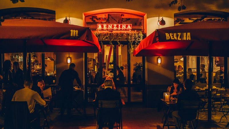 BENZiNA, Barcelona