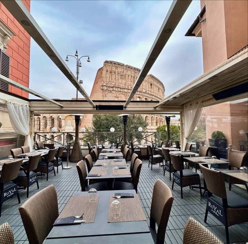 RoYaL Art Cafè, Rome