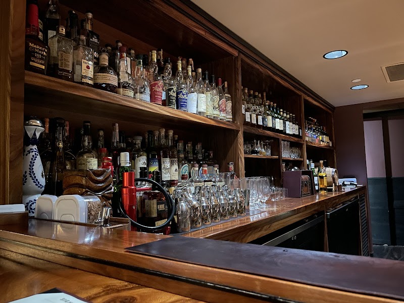 Bar Leather Apron, Honolulu