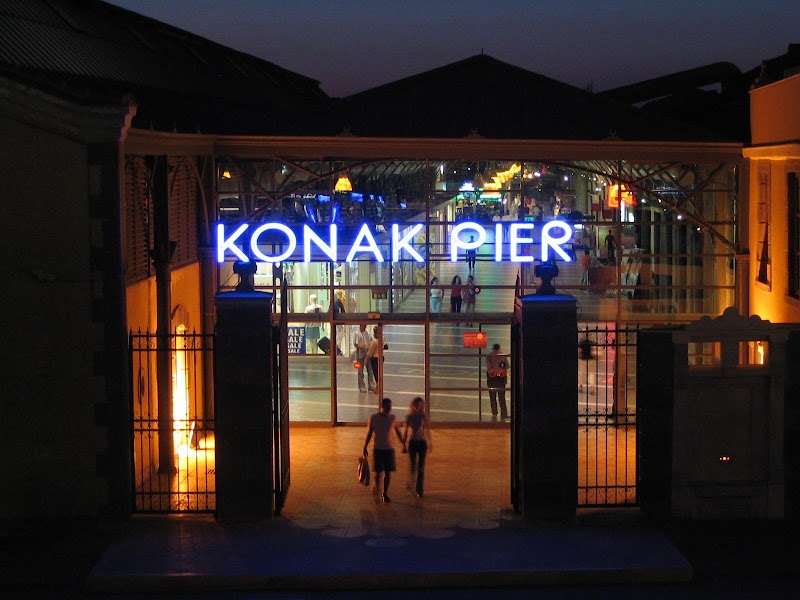 Konak Pier, İzmir