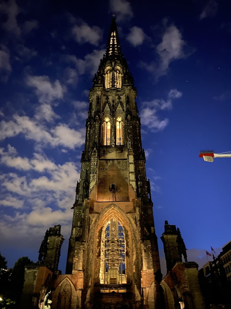St. Nikolai Memorial, Hamburg