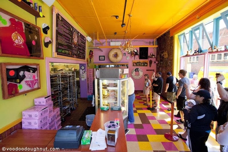 Voodoo Doughnut, Portland
