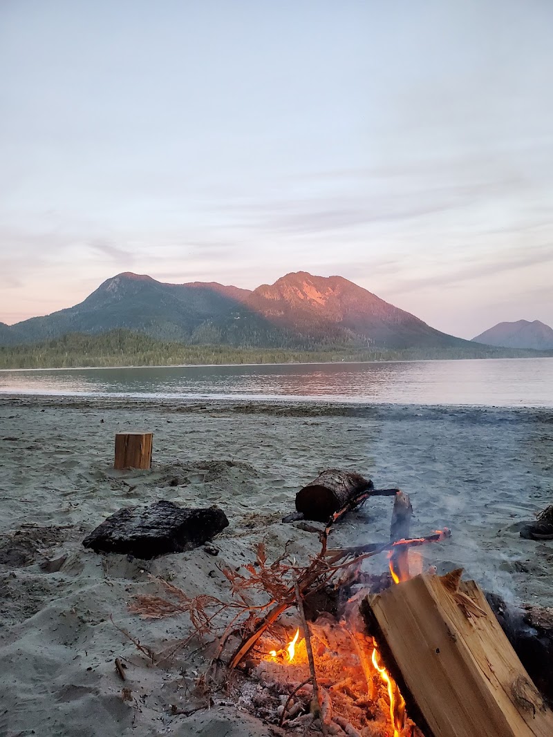 Walk the Wild Side Trail, Tofino