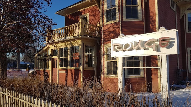 Rouge, Calgary