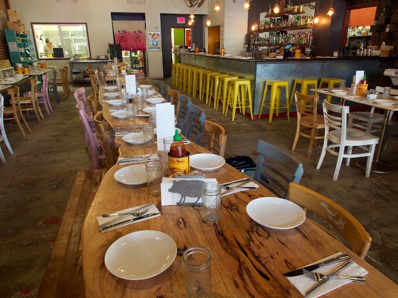 The Pig and The Lady, Honolulu