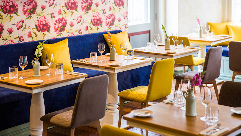 Restaurant Mantel & Korsten, Tallinn