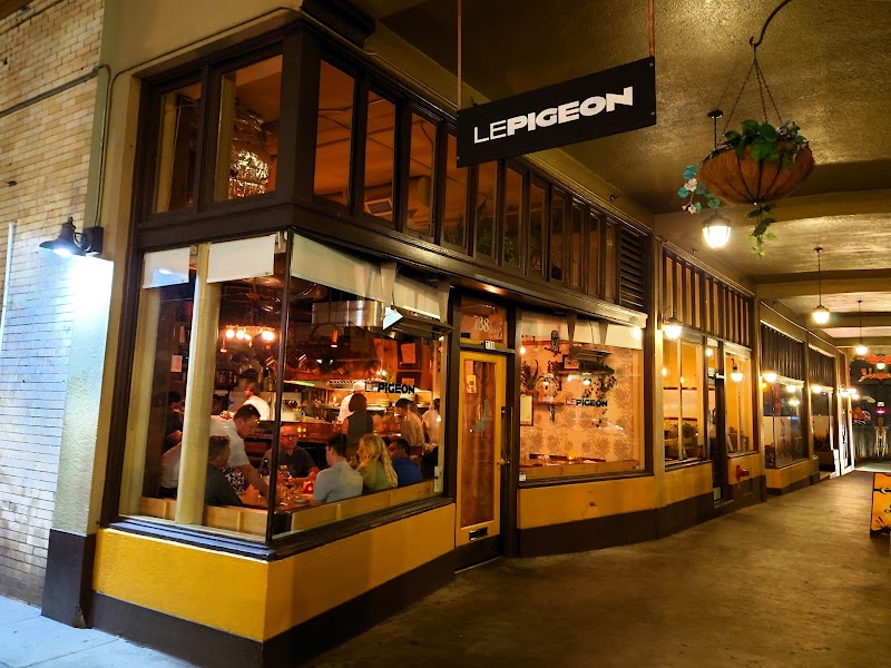 Le Pigeon, Portland