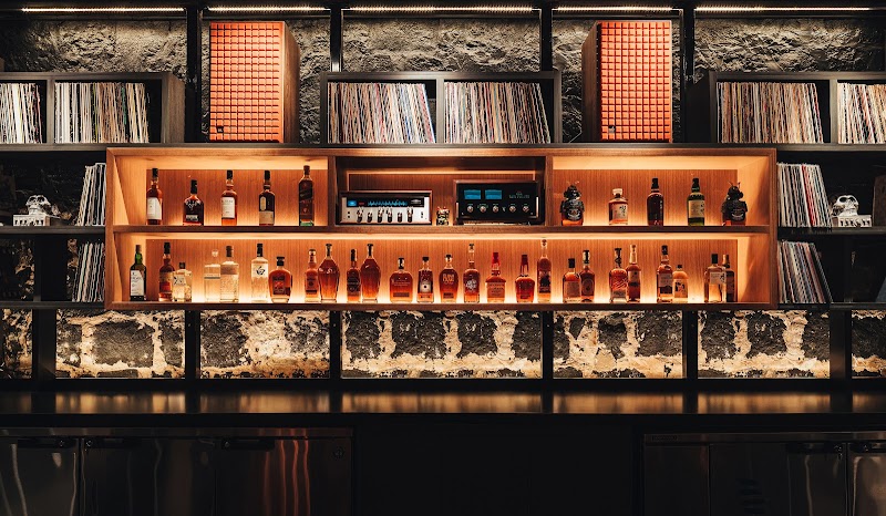 EP bar, Honolulu