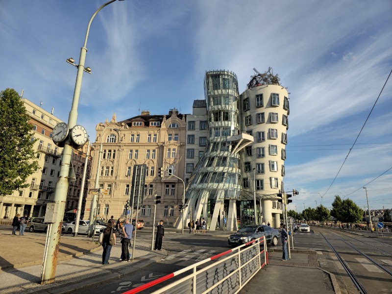 Dancing House, Prague