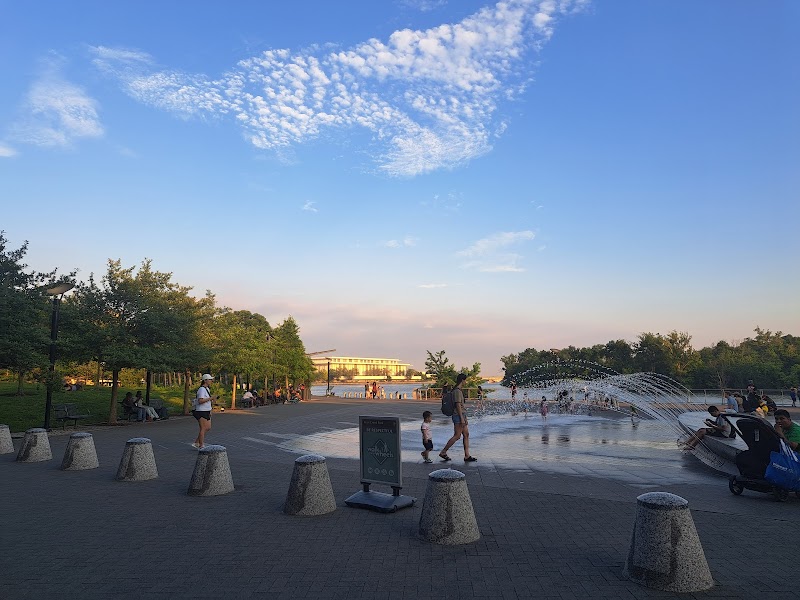 Georgetown Waterfront Park, Washington