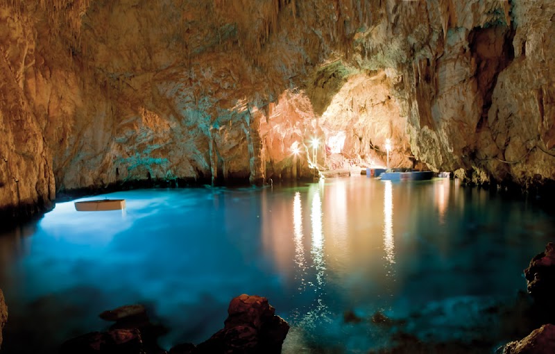 Grotta dello Smeraldo (Emerald Grotto), Amalfi