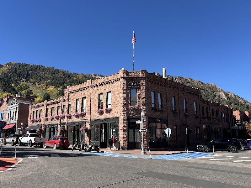 Dean's Aspen Tours, Aspen