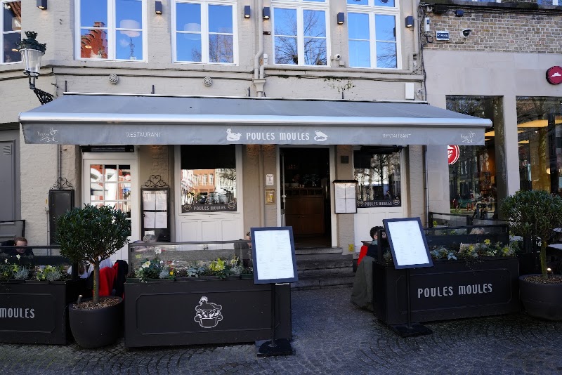 Poules Moules, Brugge