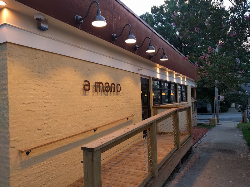 a mano, Atlanta