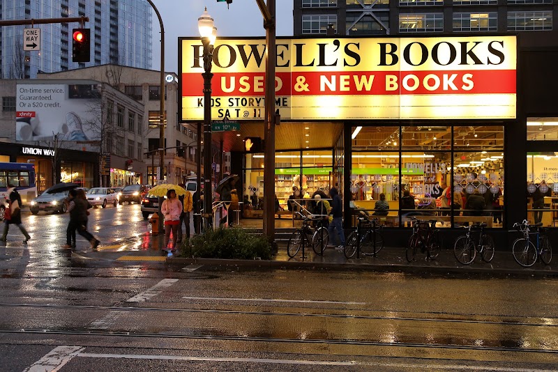 Powell's City of Books, Portland