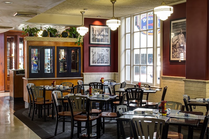 Deanie's Seafood Restaurant in the French Quarter, New Orleans