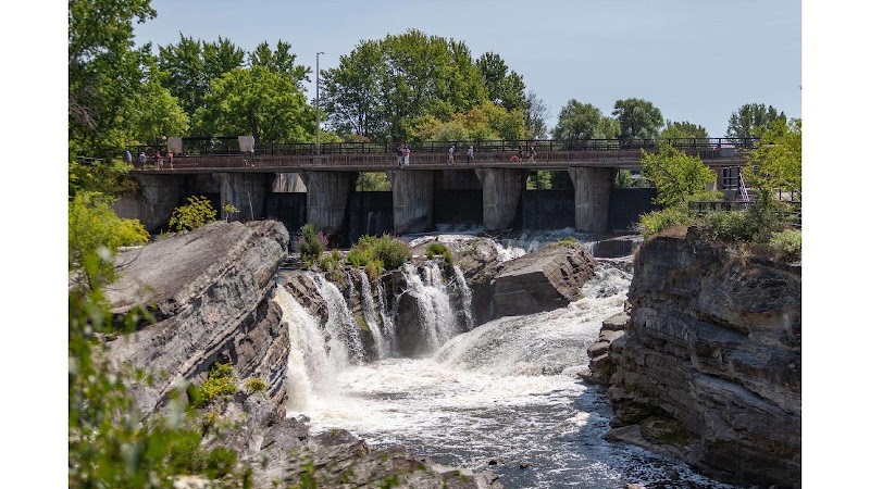 Hog's Back Park, Ottawa