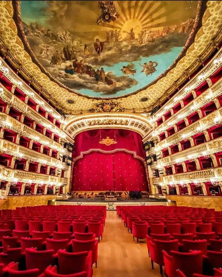 Teatro di San Carlo, Naples