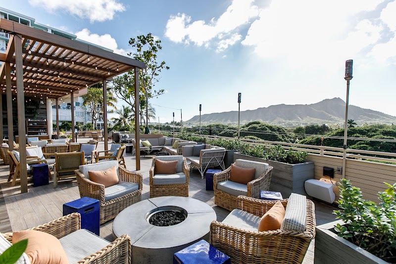 DECK. at Queen Kapiʻolani Hotel, Honolulu